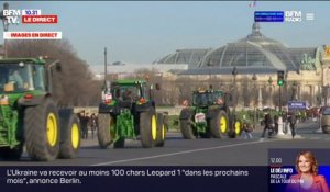 Agriculteurs en colère: le convoi des tracteurs arrive sur la place des Invalides à Paris