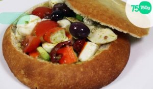 Pan bagnat à l'italienne : tomate, pesto, mozzarelle et bâtonnets Saveur Coraya