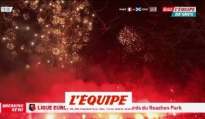 Ambiance de feu aux abords du Roazhon Park - Foot - C3 - Rennes