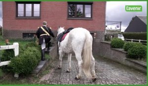 À Froidchapelle, c’est un commandant à cheval qui dirige le Laetare : “Un honneur, mais aussi des responsabilités”