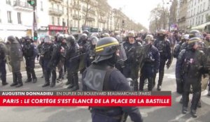 Paris : le cortège s'est élancé de la place de la Bastille