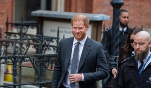 Le prince Harry à Londres : la bataille contre les tabloïds continue