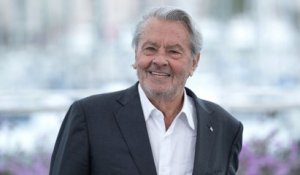 Alain Delon : l’acteur se confie sur sa relation avec Brigitte Bardot