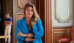 Voici - "Tu n’es qu’un sac à main de seconde main" : Marlène Schiappa tacle violemment une ministre en poste