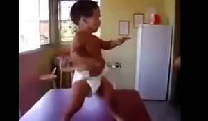 Funny baby dancing its so funny videos