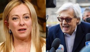 Vittorio Sgarbi zittisce la sinistra Meloni Vi spiego il suo antifascismo