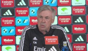Racisme dans le football: "on a une grande opportunité d'y mettre un terme" estime Ancelotti