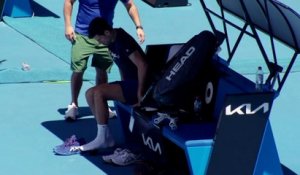 Dans l’attente du verdict, Djokovic s’entraîne à Melbourne