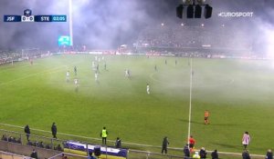Pétard, fumigènes... Le match a dû être interrompu entre Jura Sud et Saint-Etienne