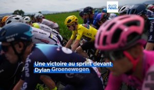 Tour de France : le Belge Jasper Philipsen remporte la 11ème étape, Vingegaard toujours en jaune