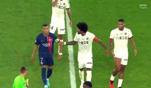 Mbappé embrouille Moffi après un but lors de PSG-Nice, la séquence interpelle