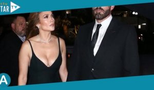 Jennifer Lopez dégaine un décolleté XXL à un hommage funèbre avec Ben Affleck