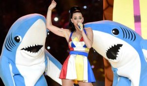 Pop Culture Rewind: Katy Perry's Left Shark From Her 2015 Super Bowl Performance Goes Viral | Billboard News