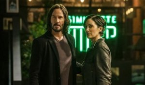 Matrix Resurrections (TMC) - Carrie-Anne Moss revient dans l'univers de la Matrice : Mon combat pour accepter mon corps