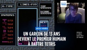 Un adolescent de 13 ans devient le premier humain à venir à bout du jeu vidéo Tetris