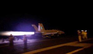 Bateaux détournés en mer Rouge : l'aviation américaine bombarde les Houthis