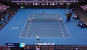 Omar Jasika - Hurbert Hurkacz - Les temps forts du match - Open d'Australie