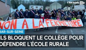 Pour défendre l'école rurale, ils manifestent à Bar-sur-Seine et bloquent le collège Paul-Portier