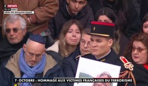 Hommage aux Français victimes du Hamas:  Revoir le discours bouleversant du président Emmanuel Macron ce midi aux Invalides - VIDEO