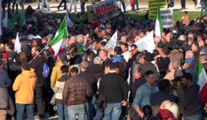 Italie : la gronde des agriculteurs se poursuit