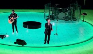 Le chanteur de U2, Bono, demande en plein concert à Las Vegas, à son public de scander le nom d'Alexeï Navalny car "Poutine, lui ne le prononce jamais"