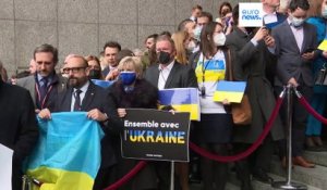 L'UE doit-elle continuer à soutenir l'Ukraine ? Notre sondage révèle que les Européens y sont favorables