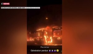 Un bus attaqué près de Lyon