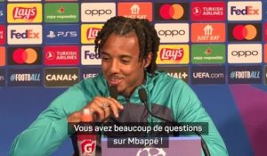 Barça - Koundé : "Vous avez beaucoup de questions sur Mbappé !"