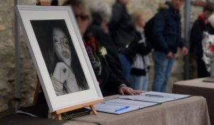 « Elle me manque terriblement » : des centaines de personnes disent adieu à Shanon, morte des suites d’un viol à 13 ans