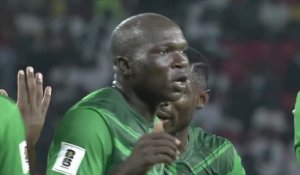 Le replay de Angola - Cameroun (MT1) - Football - Qualif. CM