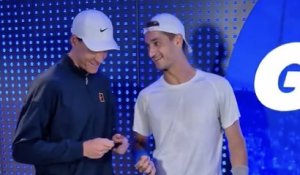 Cincinnati 2025 - Quand Terence Atmane offre une carte Pokémon à Jannik Sinner pour son anniversaire !