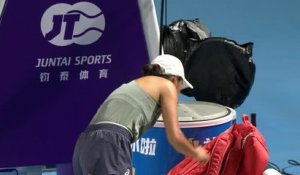 Guangzhou - Zhang Shuai abandonne, Ann Li en finale