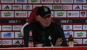 Del Castillo « aurait dû nettoyer sa semelle » a ironisé Éric Roy après le gros manqué de son joueur sur penalty face au - Foot - Ligue 1 - Brest