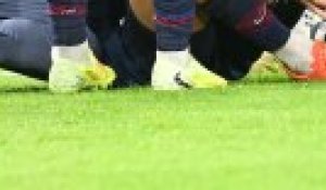 Touché à la cheville gauche, Achraf Hakimi sort, tout Ousmane Dembélé lors de PSG - Bayern Munich - Foot - Ligue des champions