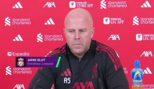 Liverpool - Slot ne se sent pas du tout lâché ni par ses joueurs, ni par ses dirigeants