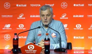 Marius Broholm et Aïssa Mandi prêts pour le match de Ligue 1 entre Lille et l'OM, pas Calvin Verdonk - Foot - Ligue 1 - Lille