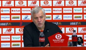 Bruno Genesio encense son gardien Berke Özer après sa grosse parade contre l’OM : « Ça va lui faire du bien » - Foot - Ligue 1 - Losc