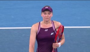 Brisbane - Légèrement bousculée, Rybakina élimine Zhang