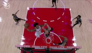 Rockets - Amen Thompson s’illustre avec un dunk décisif
