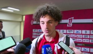 Le milieu offensif de Monaco Maghnes Akliouche victime d'une béquille à la cuisse droite contre l'OM - Foot - Ligue 1 - Monaco