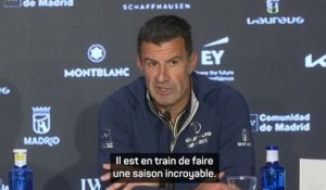 Bayern - Figo : "Olise fait partie des favoris pour remporter le Ballon d'Or"