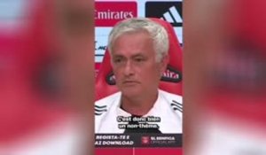 Benfica - Partira ? Partira pas ? Mourinho rigole de son avenir avec un journaliste