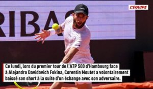 Corentin Moutet enlève son short en pleine rencontre à l'ATP 500 d'Hambourg et écope d'un avertissement - Tennis - Hambourg