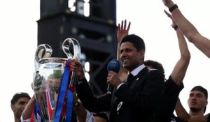 PSG - Joueurs et supporters en fusion au Champs-de-Mars