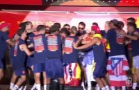 CdM 2026 - La Roja communie avec son public : scènes de folie sur la Plaze de Cibeles