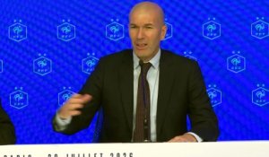 Désormais à la tête des Bleus, Zinédine Zidane a fait part de son émotion - Foot - Bleus