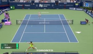 Toronto - Rybakina poursuit son parcours