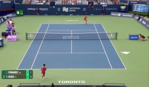 Toronto - Une Osaka solide file en 1/4 de finale