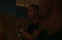 Al-Nassr - Cristiano Ronaldo célèbre en tribunes le but de Joao Félix