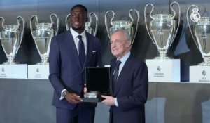 Real Madrid - Konaté présenté avec les Merengues